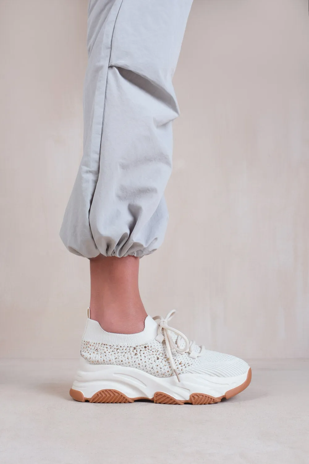 ADVANTAGE CHUNKY SOLE MESH KNIT LACE UP TRAINERS IN BEIGE