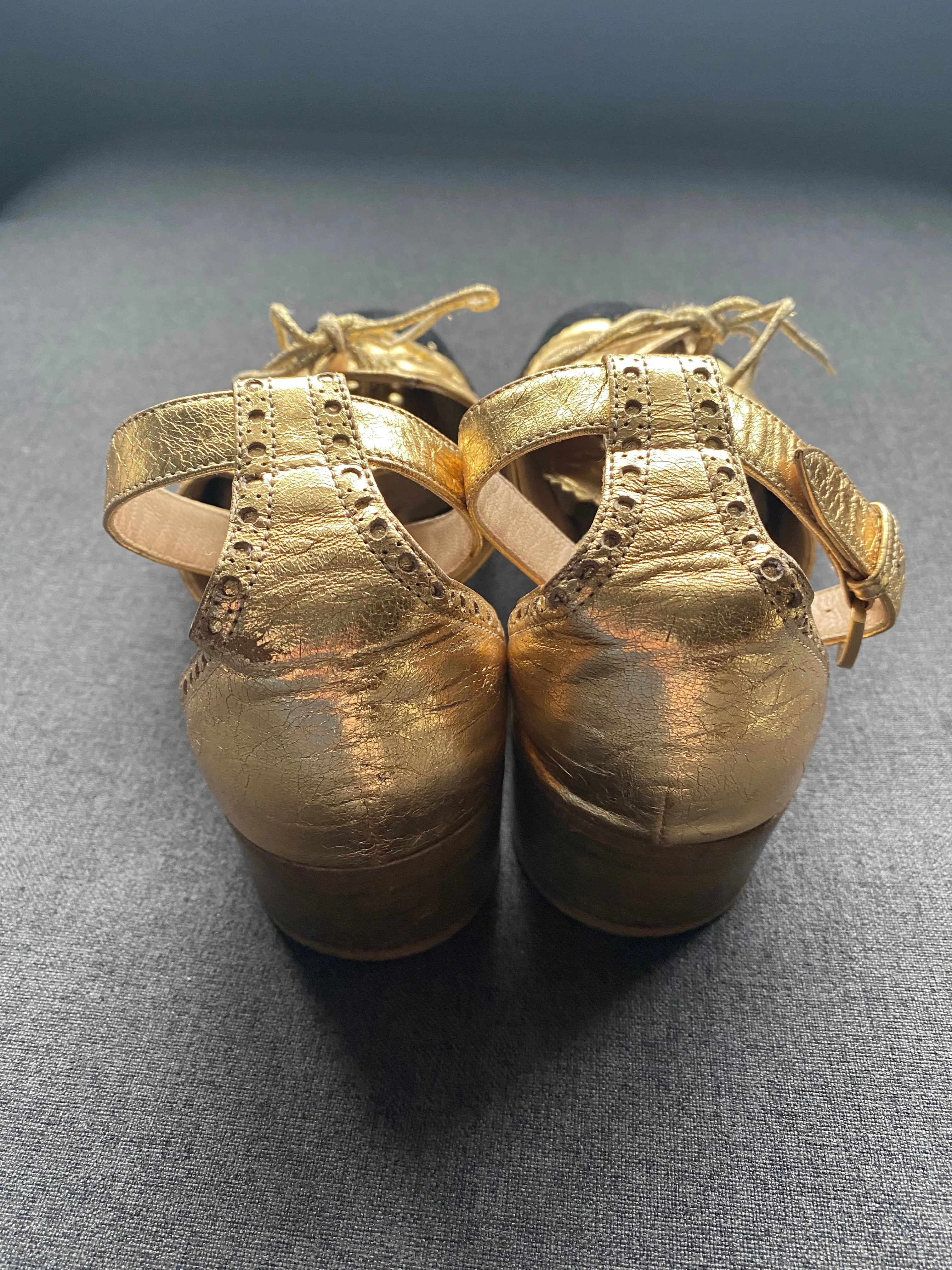 Chanel gold ankle brogues size 39 - AWC1992