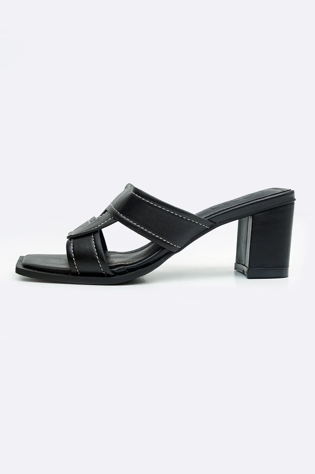 CROSSOVER BLOCK HEELS