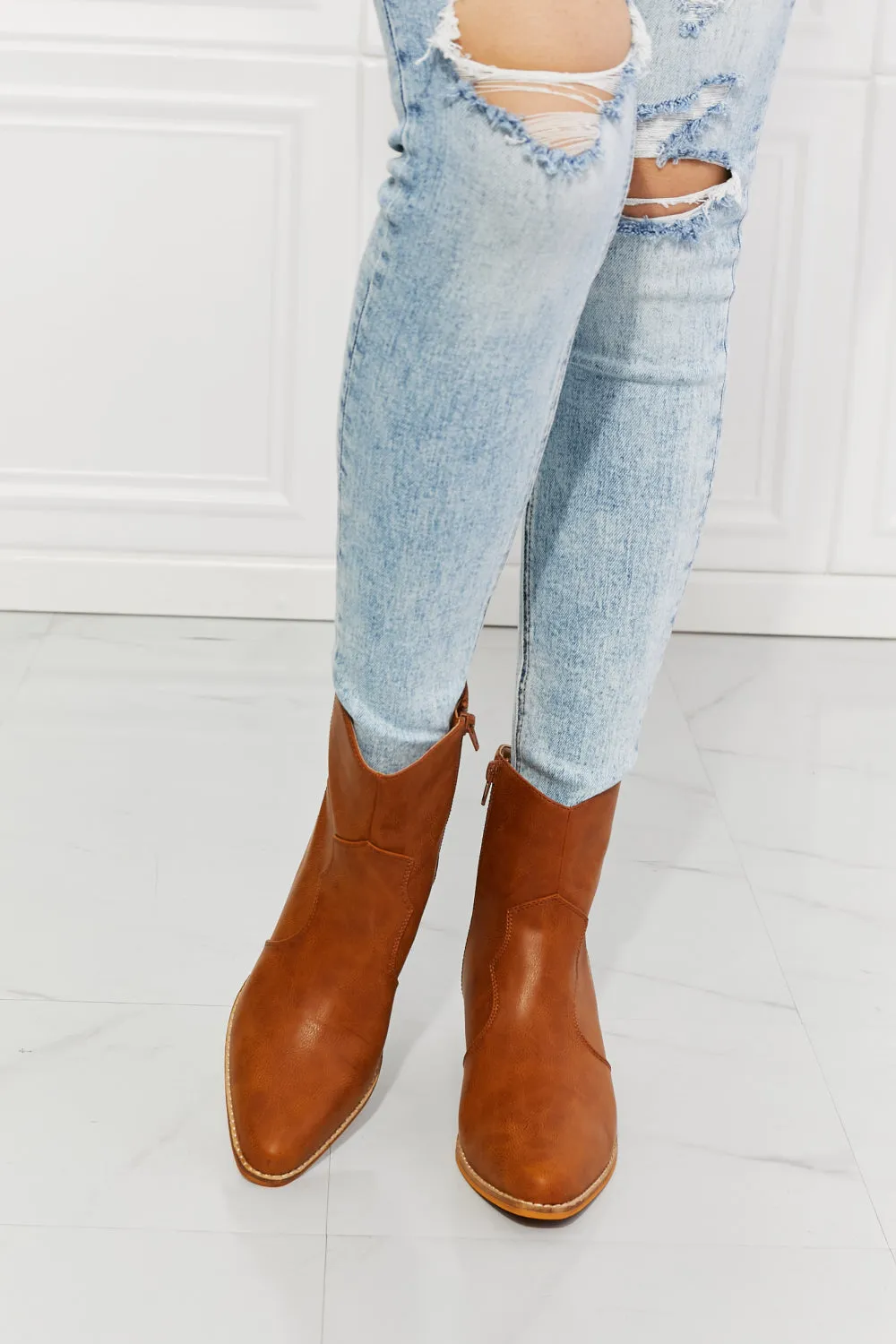 Western Chic: MMShoes Watertower Town Faux Leather Western Ankle Boots in Ochre